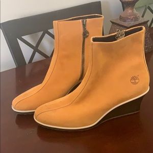 Leather Timberland Wedge Heel Boots size 10